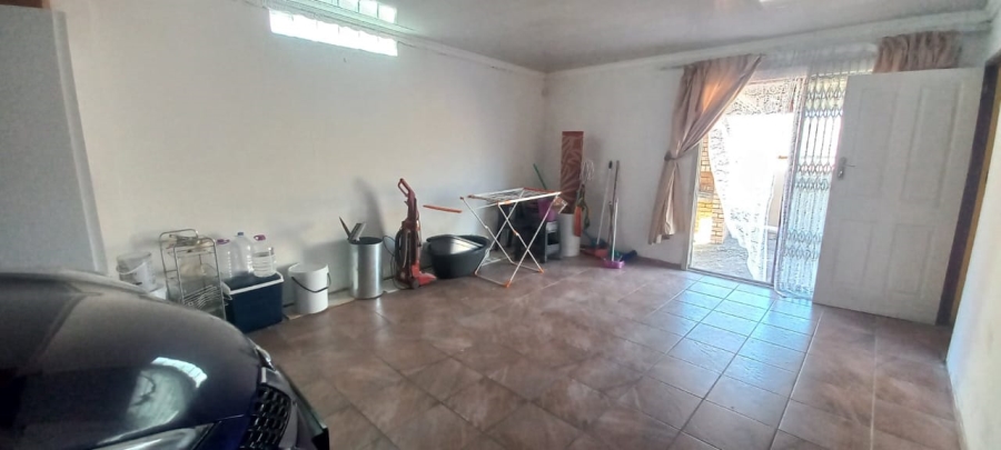 3 Bedroom Property for Sale in Amalinda Eastern Cape